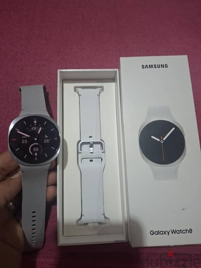 للبيع: Samsung Galaxy Watch 8 - 44mm Silver