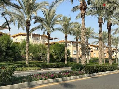 استلم تاون هاوس ميدل 3 غرف 4 حمامات في hydepark القاهره الجديده