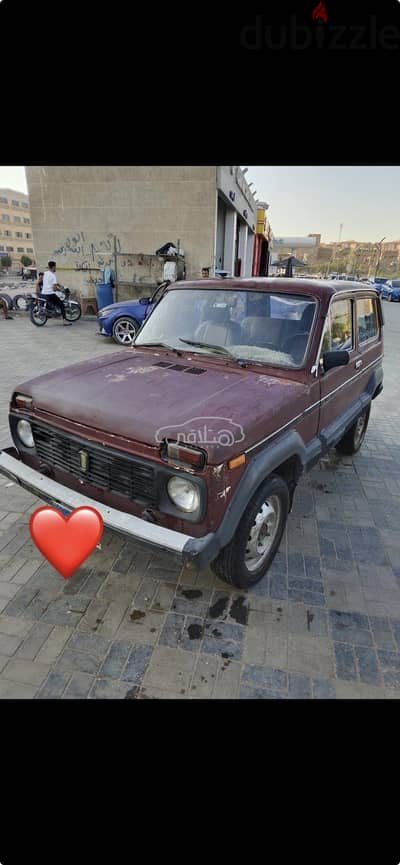 لادا نيفا 1993 للبيع القاهرة