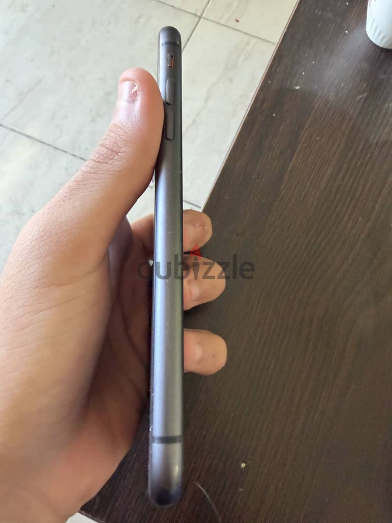 Apple - iPhone 11 2