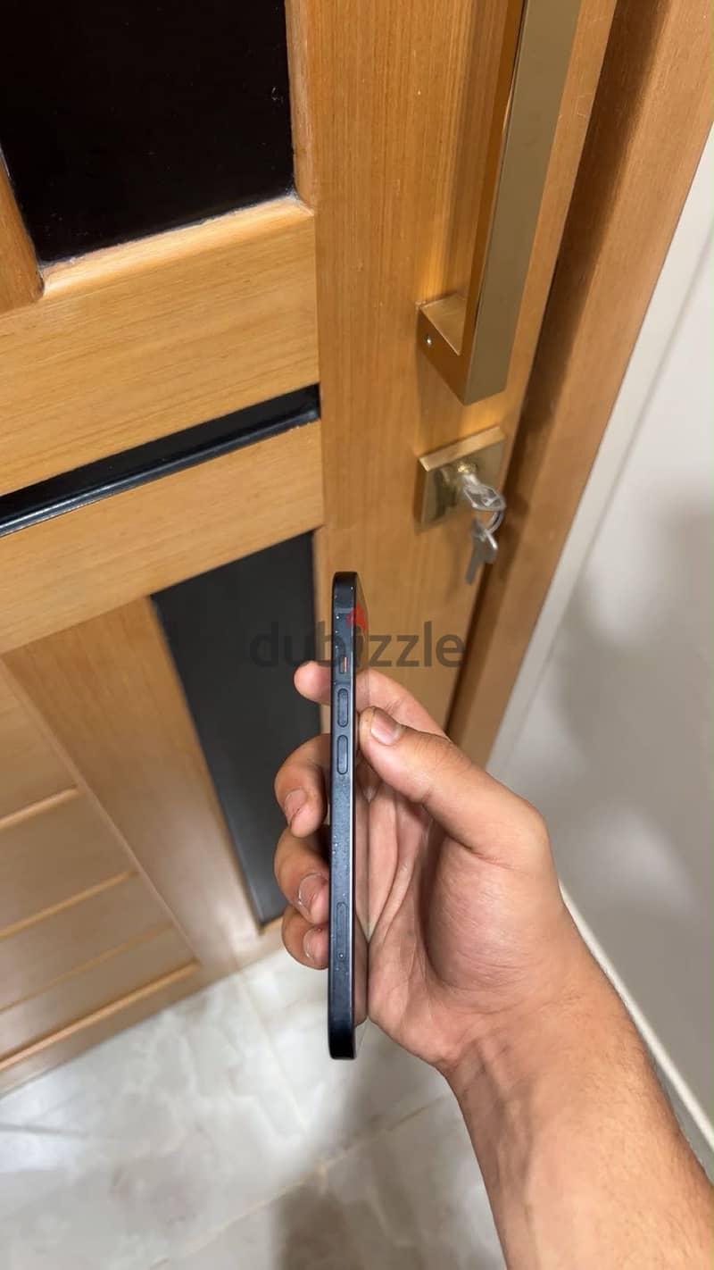 Apple - iPhone 15 1