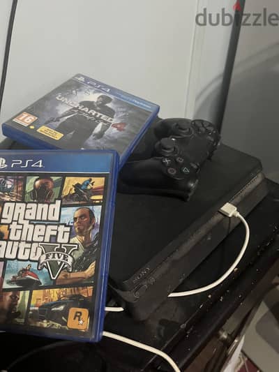 Ps4 ١ تيرا ولعبتين