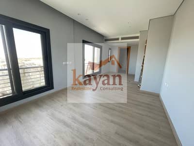 بنتهاوس للبيع في تريو جاردنز بجور Palm Hills
