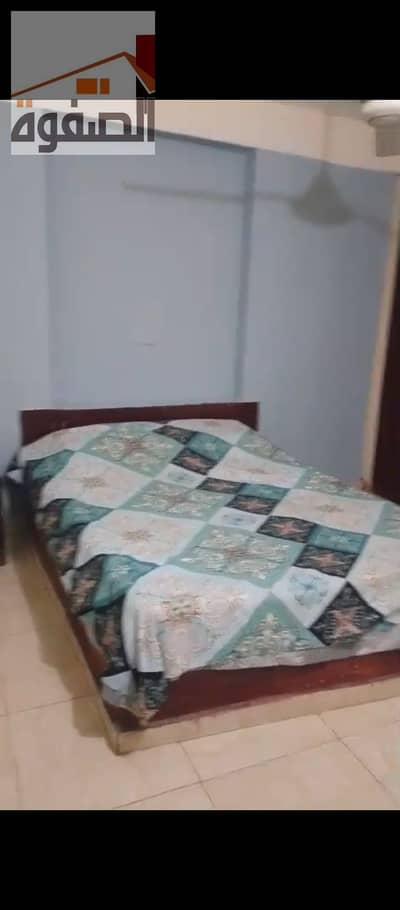 شقه للايجار المفروش عرب المعادي بجانب المحكمه وقريب لموقف العرب والفريه التكنولوجيه وكل الخدمات والمواصلات