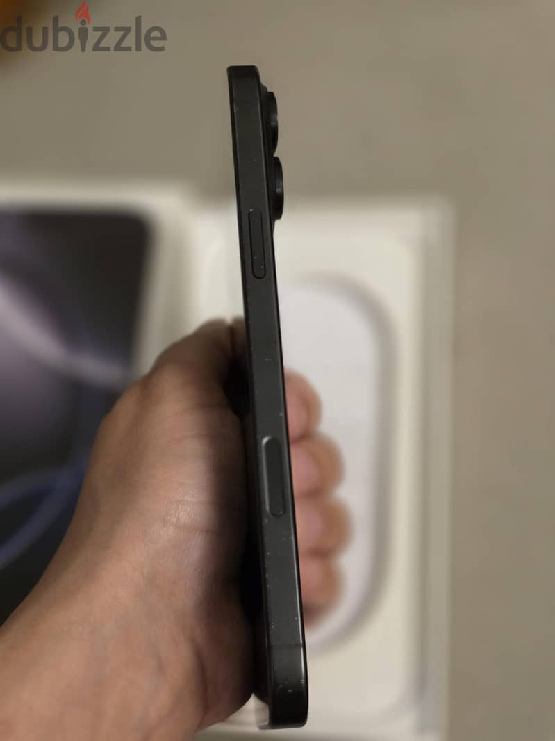 Apple - iPhone 16 Pro Max 3