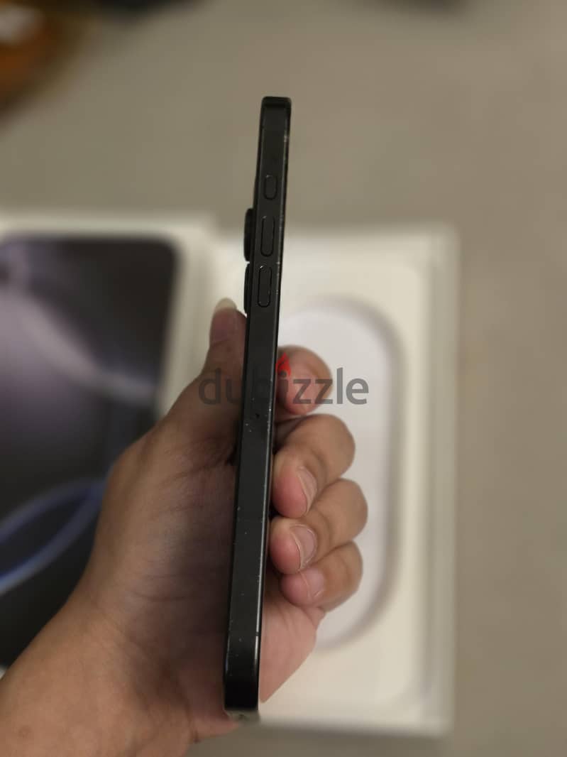 Apple - iPhone 16 Pro Max 4