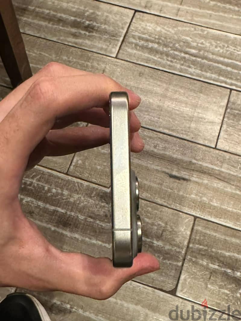 iphone 15 pro max 3