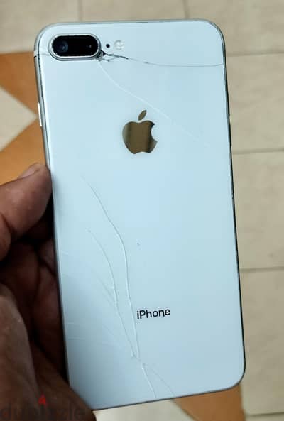 آبل - آيفون 8 بلس تخطى بدون شبكه بسعر مناسب جدا جدا