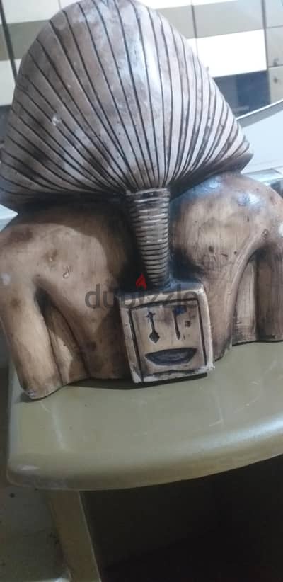 تحف نادره تحكى عظمه الحضاره المصريه القديمه وعن جمال وابداع المصرى