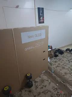 شاشة سامسونج 100 بوصة