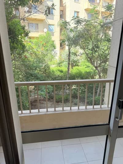شقة للبيع بالحي 12 عمارات المستقبل 72م مفروشة تشطيب سوبر لوكس لوكيشن مميز وفيو رائع Furnished apartment for sale in District 12 Mustaqbal Buildings