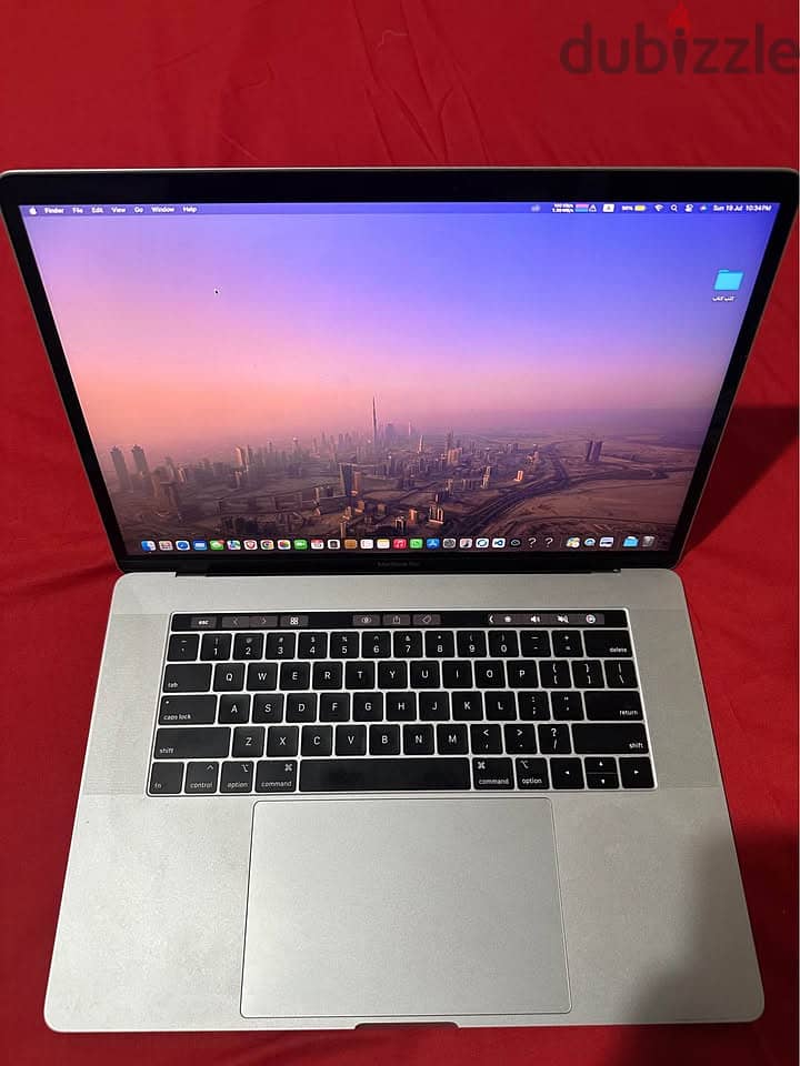 macbook 2018 15.5inch 3