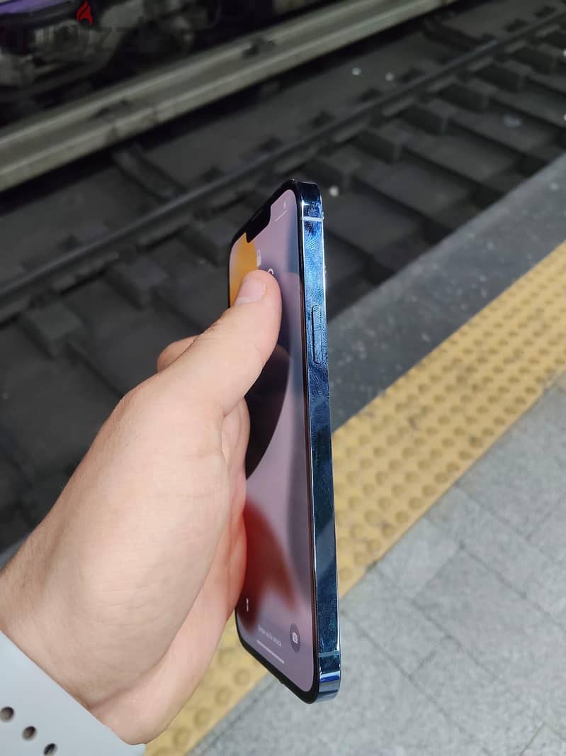 Apple - iPhone 13 Pro Max 2