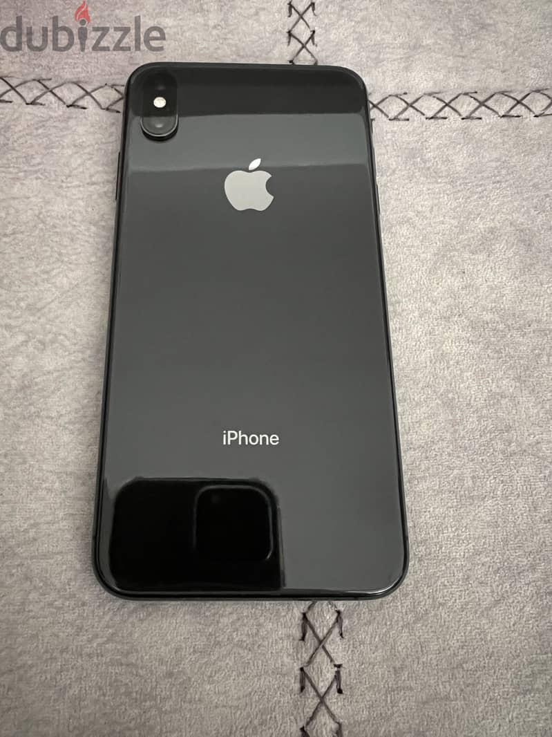 Apple - iPhone XS Max 2