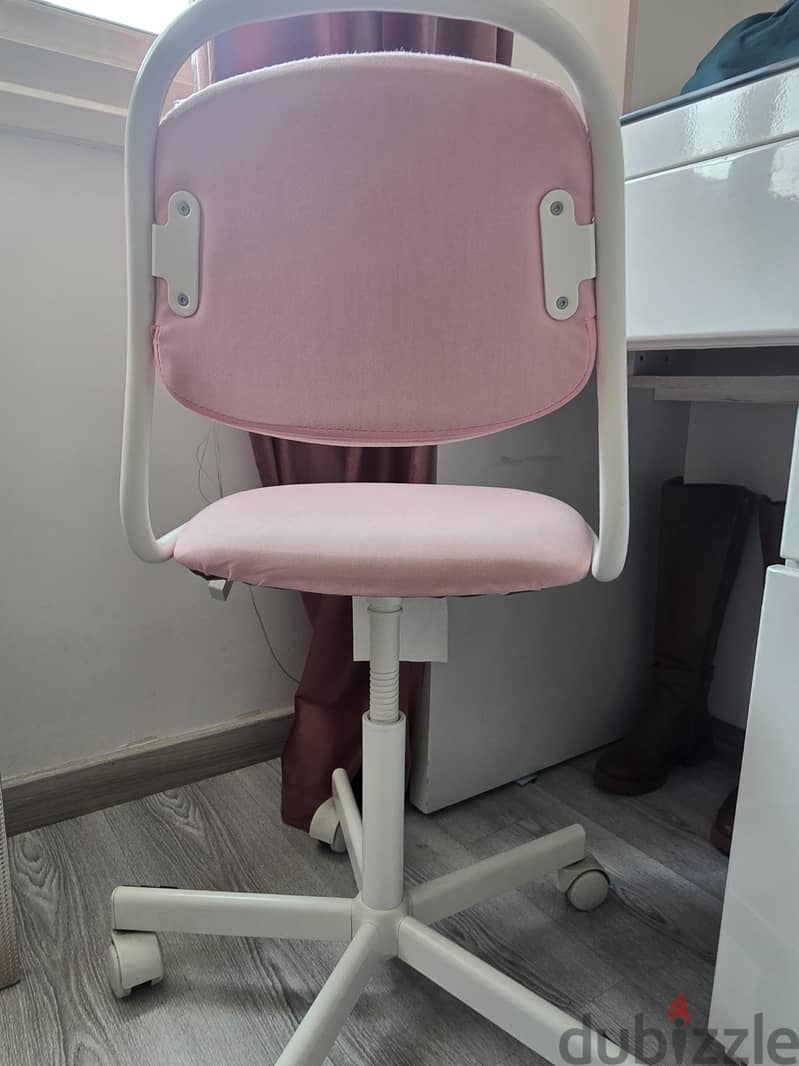 Desk Chair 1