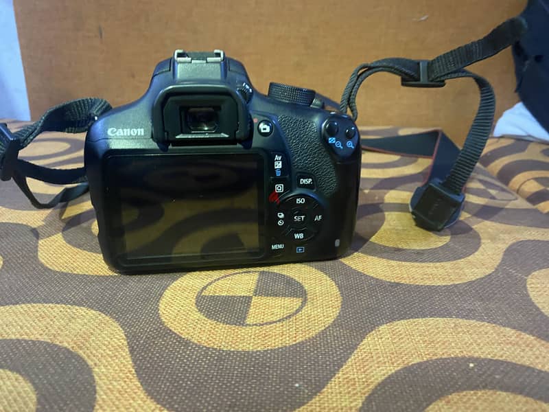 Canon 1200D 3