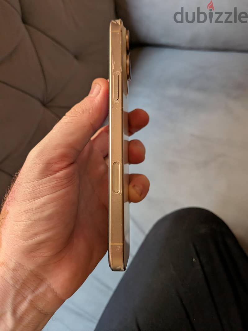 Apple - iPhone 16 Pro Max 2