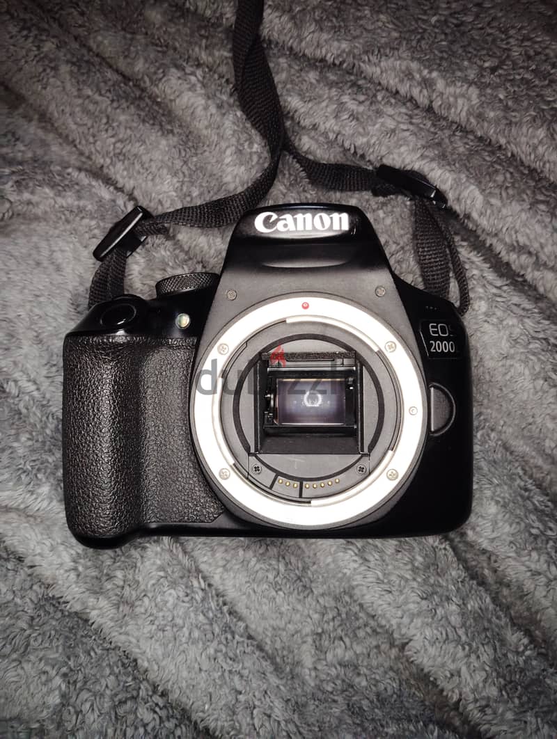 Camera Canon 2000d 2