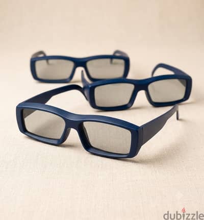 طقم 3 نظارات سينما RealD 3D (ثلاثية الأبعاد) بحالة ممتازة - للبيت والس