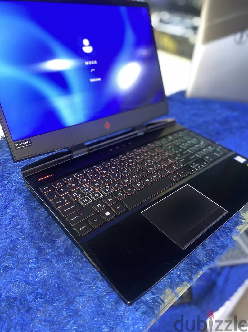 HP OMEN 1