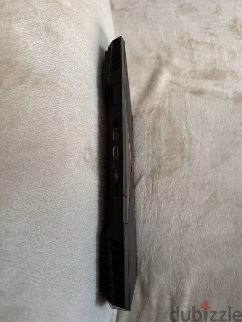 Hp OMEN 15 ,Intel Core i7-8750H 9