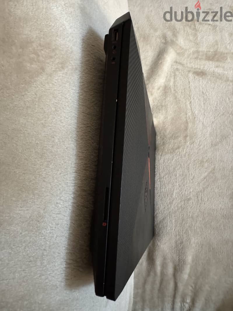 Hp OMEN 15 ,Intel Core i7-8750H 10