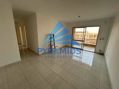 fnfurnished Apartment for Rent in Madinaty B6 A great opportunity to rent an apartment in one of Madinaty most desirable locations.