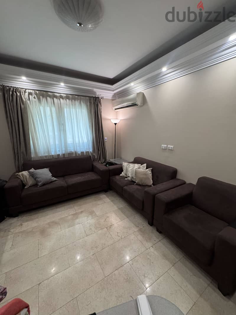 Living room 3