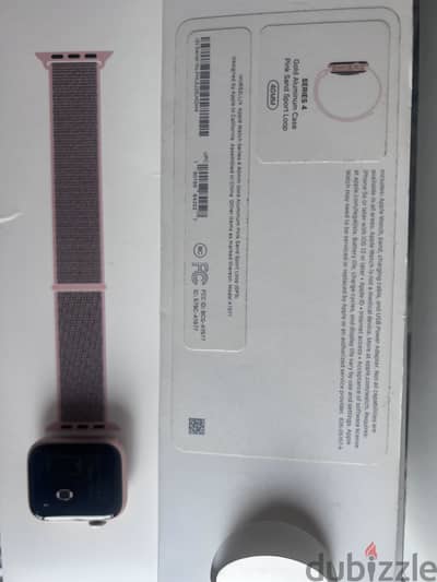 Apple Watch Series 4 battery 84%gold 40m