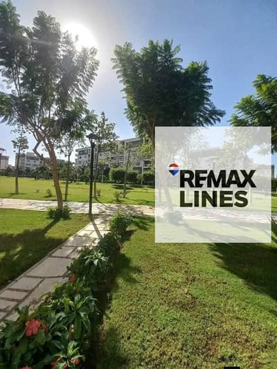 A 150m apartment on the ground floor with a private garden on the largest garden in B12 Madinaty. . Immediate payment and installments. . The only and the best commercial opportunity.