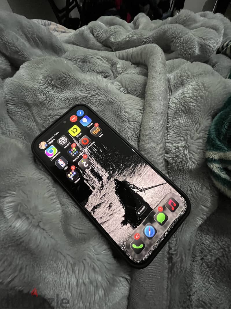 Apple - iPhone 16 Pro Max 2