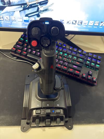VKB Gladiator Right Premium HOTAS طيران في حاله ممتازه