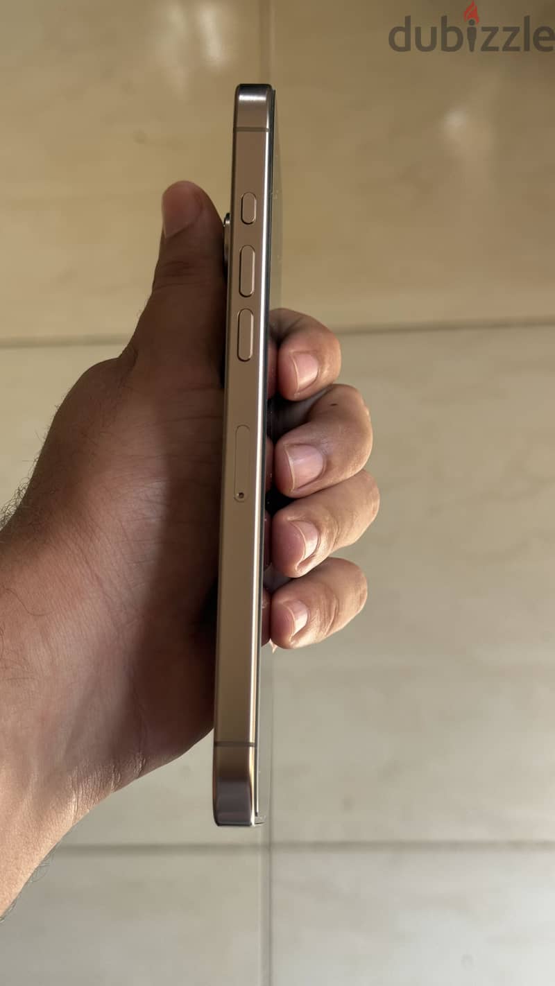 Apple - iPhone 16 Pro Max 4