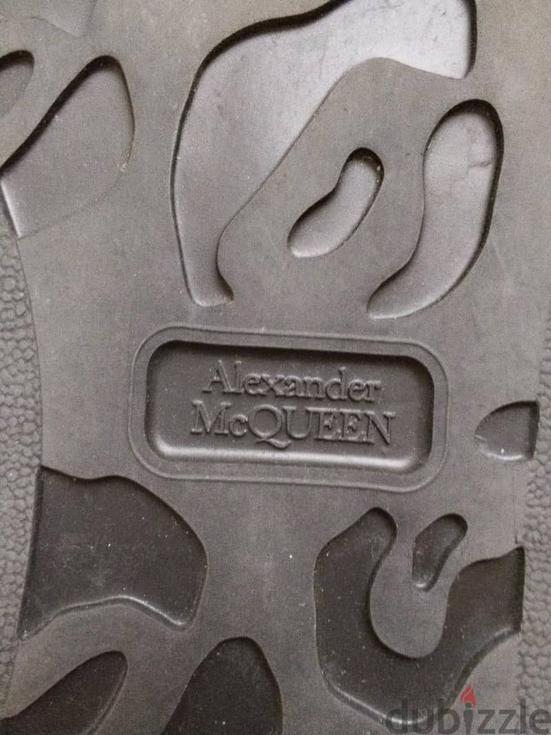 Alexender MCqueen 4