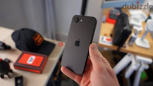 Apple - iPhone 16e