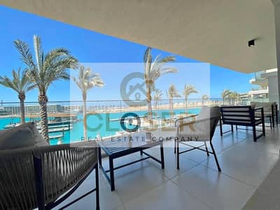 Chalet for sale first row on the sea finished+ACs with kitchen in Hacienda Waters North Coast inst over 12Y