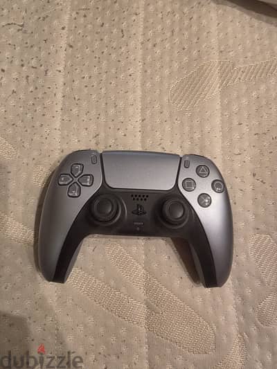PS5 Grey wireless controller for sale in a perfect condition