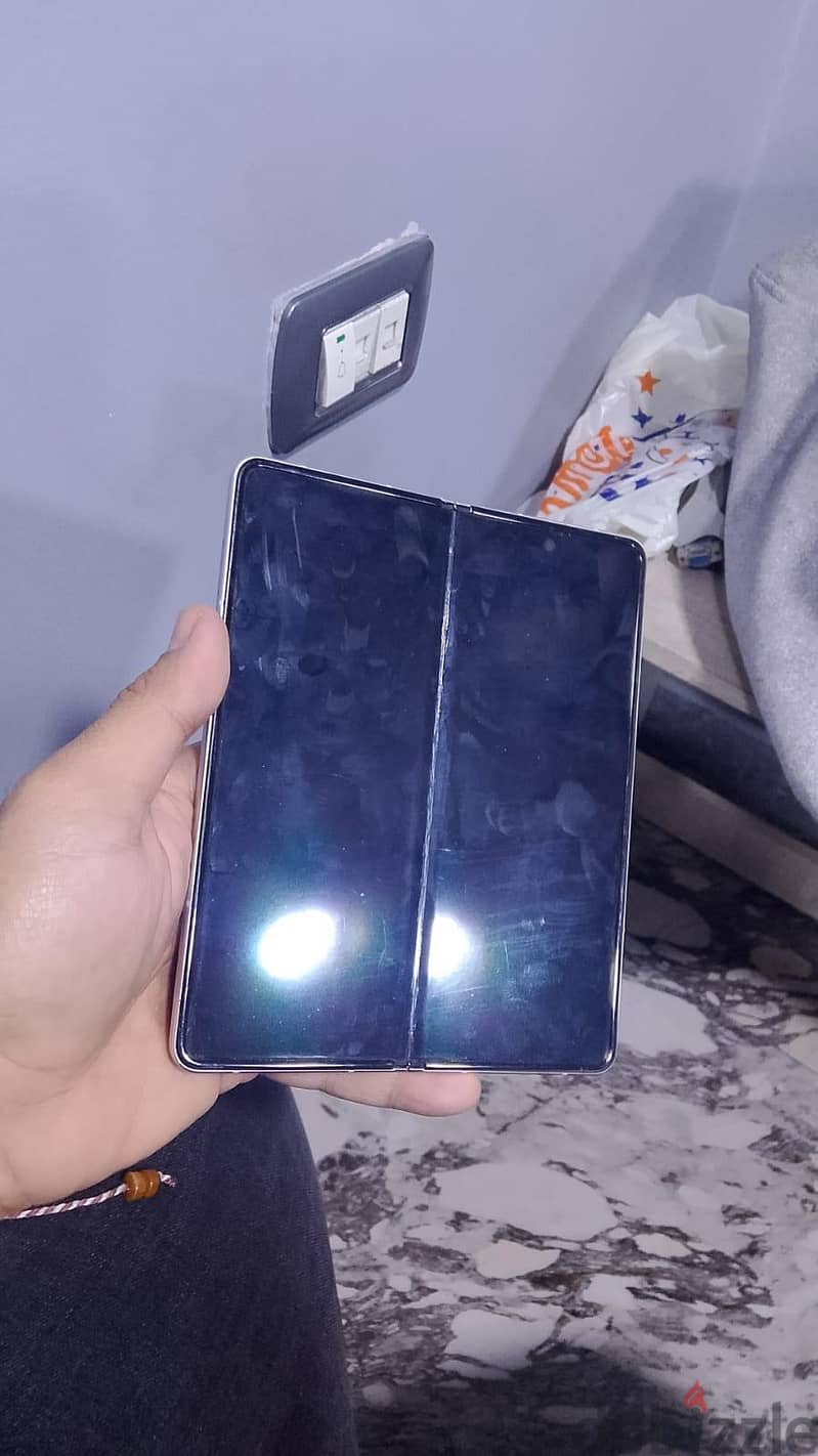Samsung Z Fold 3 1