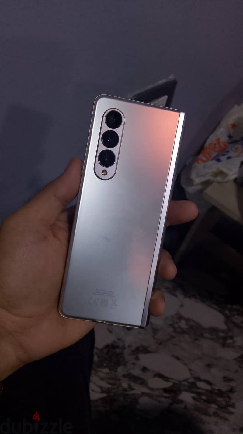 Samsung Z Fold 3 7