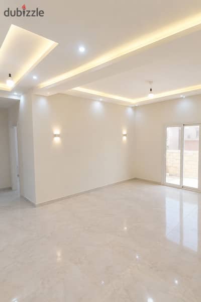 شقه سكن للإيجار في ش الدقي 3غرف وحمامين بجوار مترو الدقي