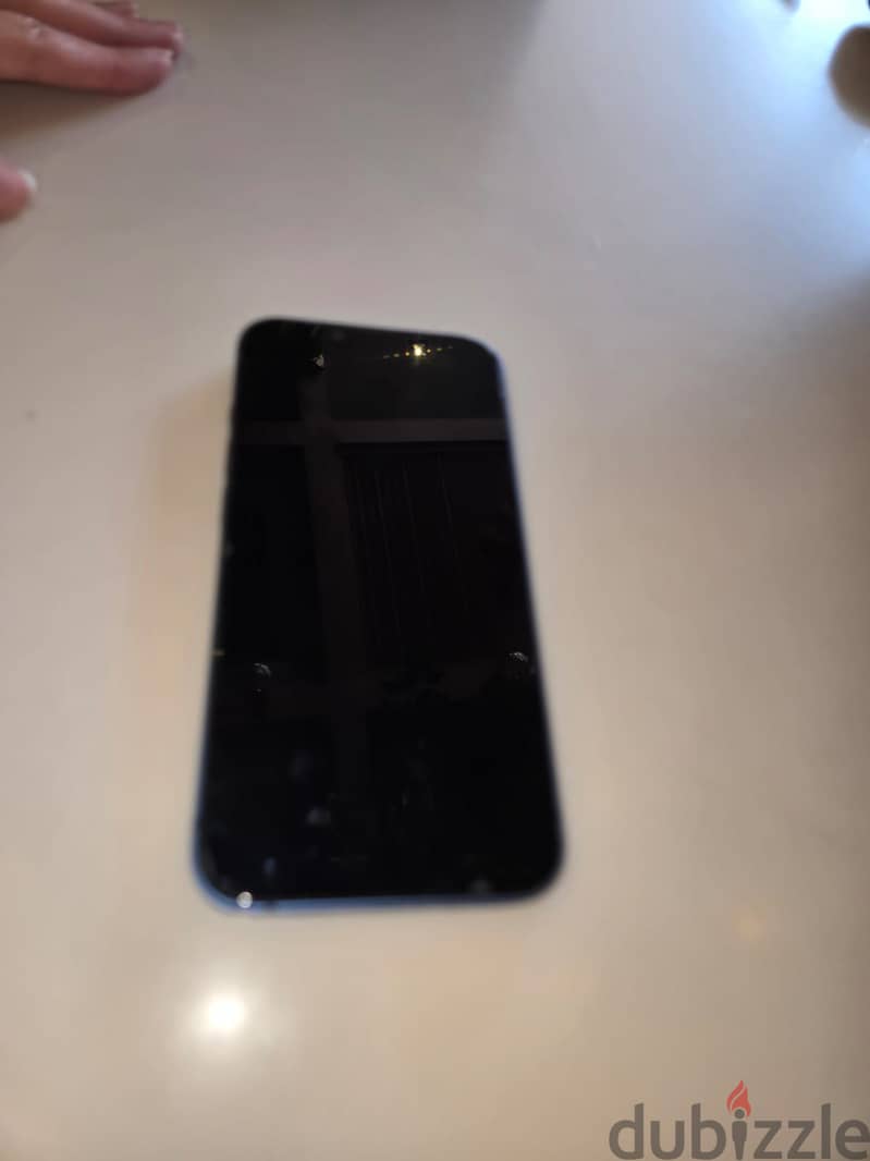 Apple - iPhone 13 2