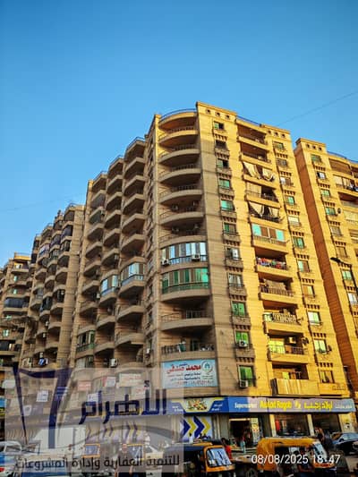 Ultra Lux Apartment 180m on Al-Lubayni Main Pyramids for Sale