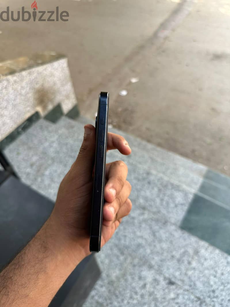 Apple - iPhone 15 Pro 2