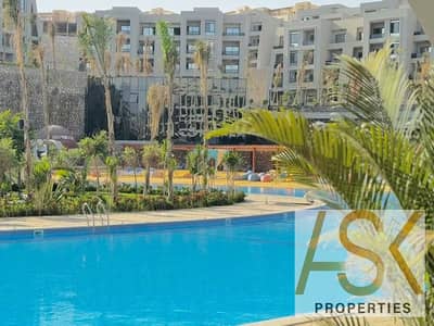 Immediate receipt of 10% installment chalet at a bargain price in SKY CITY near the New Administrative Capital