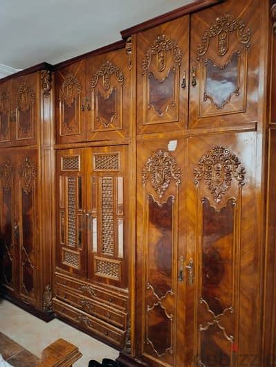 غرفه نوم لعشاق الكلاسيك والفخامه