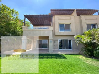 Villa for sale with an area of 300 meters in Sheikh Zayed with a direct view of the Pyramids
