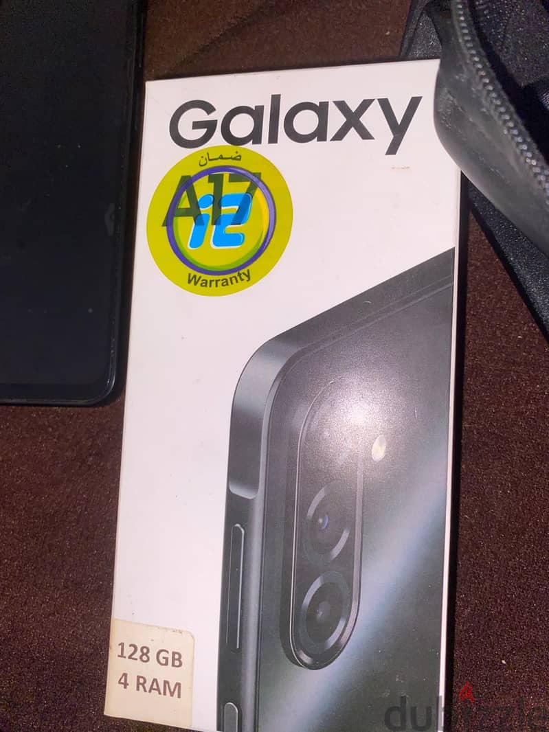 Samsung 17 3