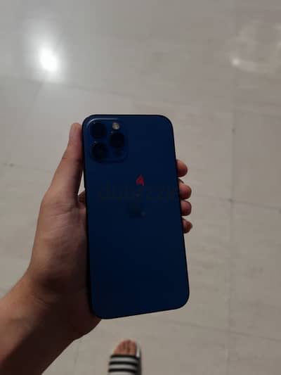 آبل - آيفون 12 برو