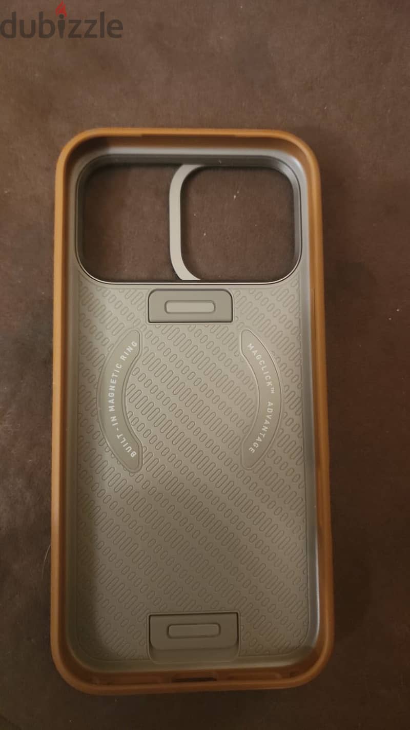 iPhone 17 pro max cover from Tradeline 1