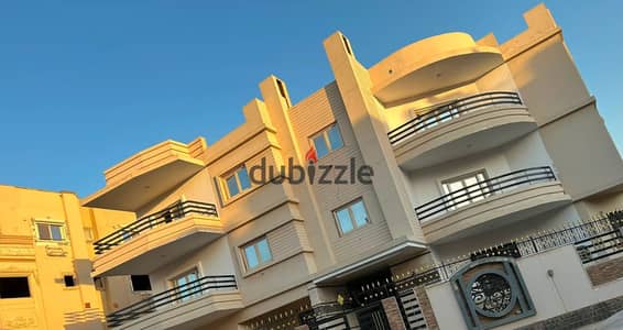 فيلا كاملة للإيجار في البنفسج 12 أول سكن مناسبة للشركات والسكن الفاخر